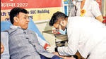 **EDS: HANDOUT PHOTO MADE AVAILABLE FROM PIB** New Delhi: Union Minister for Health & Family Welfare Mansukh Mandaviya donates blood at a blood donation camp in Safdarjung Hospital, as a part of 'Raktdaan Amrit Mahotsav', in New Delhi on Sept. 17, 2022. (PTI Photo)(PTI09_17_2022_000076B) (PTI) **EDS: HANDOUT PHOTO MADE AVAILABLE FROM PIB** New Delhi: Union Minister for Health & Family Welfare Mansukh Mandaviya donates blood at a blood donation camp in Safdarjung Hospital, as a part of 'Raktdaan Amrit Mahotsav', in New Delhi on Sept. 17, 2022. (PTI Photo)(PTI09_17_2022_000076B) (PTI)