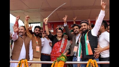 Union minister Samriti Irani during the BJP Mahila Sammelan 'Nari Ko Naman' event in Rampur, Shimla on Saturday. (HT Photo) Union minister Samriti Irani during the BJP Mahila Sammelan 'Nari Ko Naman' event in Rampur, Shimla on Saturday. (HT Photo)