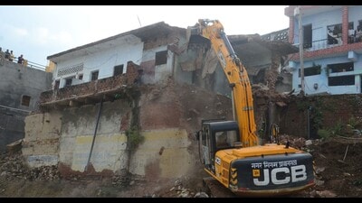 Before the demolition, a notice was given to the residents by Prayagraj Nagar Nigam. (HT Photo)