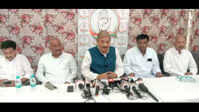Pramod Tiwari (centre) addressing the media in Prayagraj on Saturday (HT Photo) Pramod Tiwari (centre) addressing the media in Prayagraj on Saturday (HT Photo)