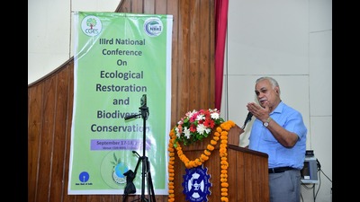Chief secretary Durga Shankar Mishra speaking at the event (HT Photo) Chief secretary Durga Shankar Mishra speaking at the event (HT Photo)