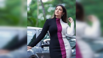 Parineeti Chopra captioned her post, "Ocean Ambassador, but make it fashion. (that makes no sense GenZ please give me lessons)." (Instagram/@parineetichopra) Parineeti Chopra captioned her post, "Ocean Ambassador, but make it fashion. (that makes no sense GenZ please give me lessons)." (Instagram/@parineetichopra)