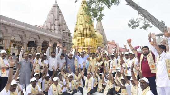 Prime Minister Narendra Modi’s birthday celebrations at Kashi Vishwanath temple in Varanasi. (HT PHOTO)