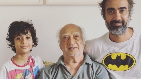 Ranvir Shorey with father KD Shorey and son Haroon in a file pic.