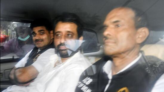 Aaps Amanatullah Khan Sent To Four Day Acb Custody Latest News Delhi Hindustan Times