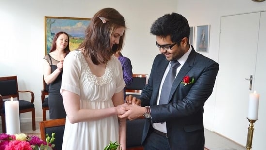 Marriage minus the hassle: Alina and Bharat on their wedding day(Alina Hepp-Chaudhary)
