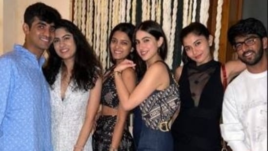 Sara Ali Khan with her friends.