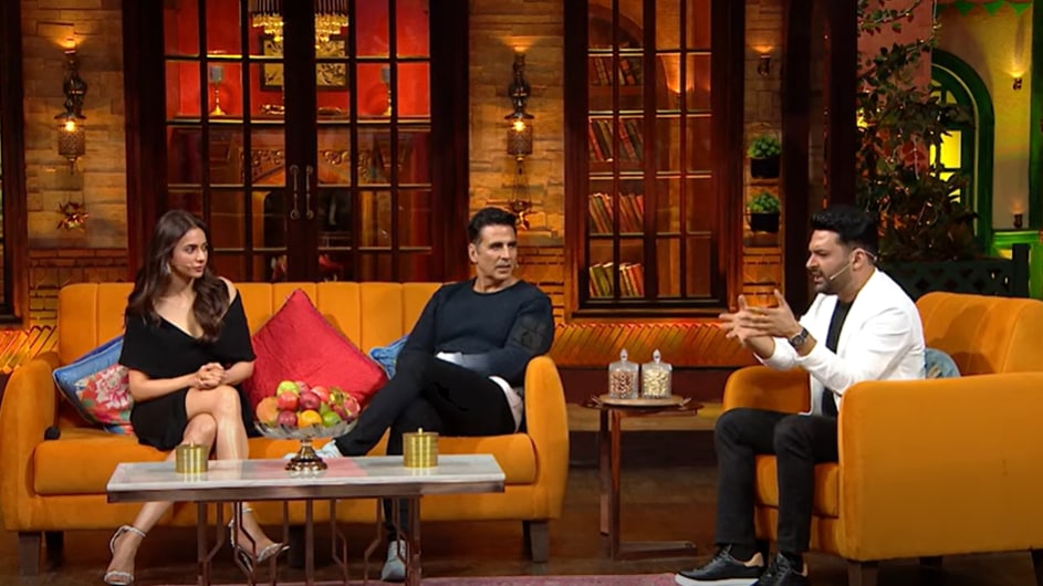 The Kapil Sharma Show: Rakul Preet Singh and Akshay Kumar with host Kapil Sharma. The Kapil Sharma Show: Rakul Preet Singh and Akshay Kumar with host Kapil Sharma.