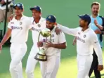 Rishabh Pant with India teammates after the series win against Australia in 2021(Twitter) Rishabh Pant with India teammates after the series win against Australia in 2021(Twitter)