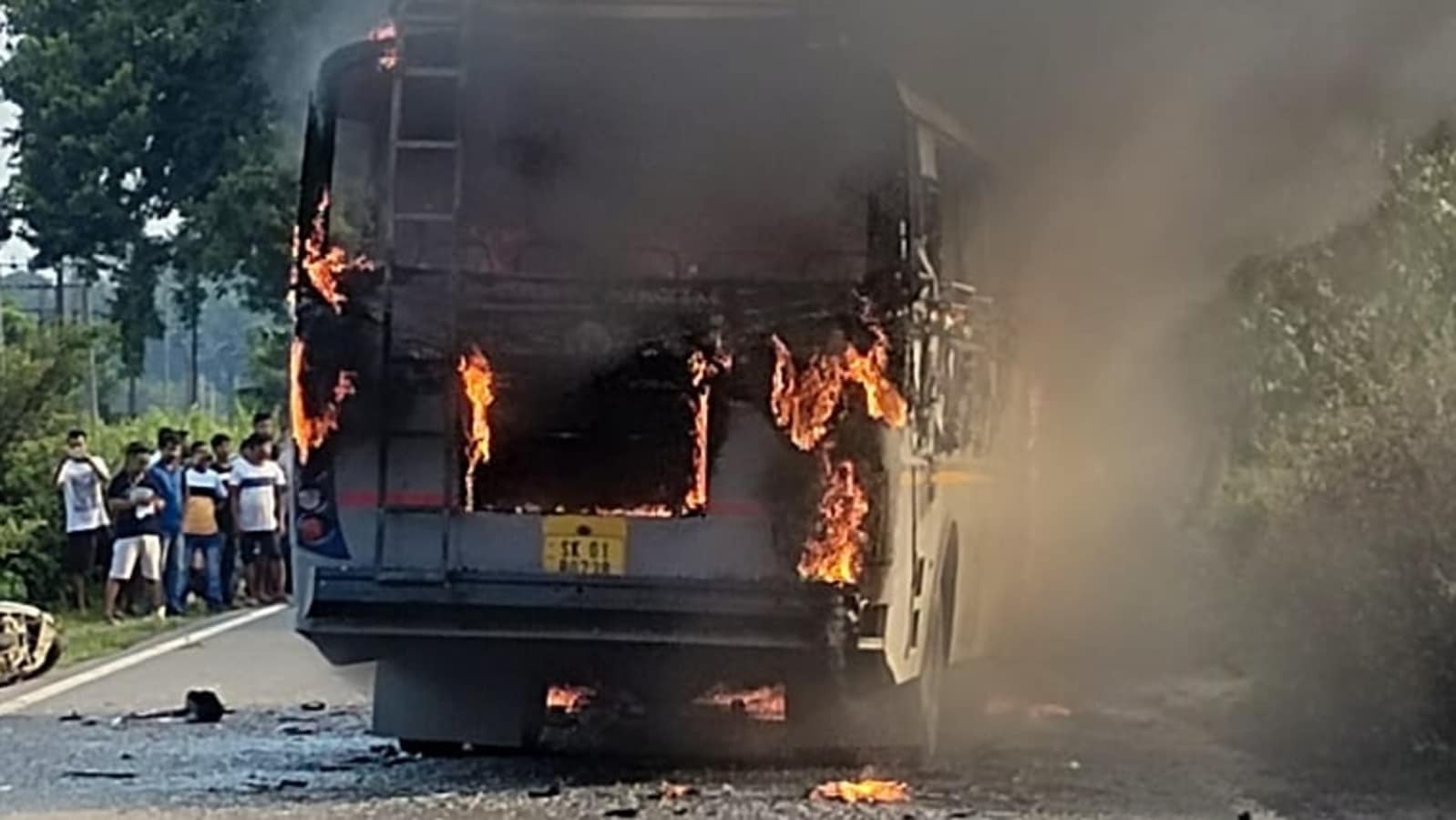 Bus set afire near Siliguri after local dies in accident, Sikkim halts ...