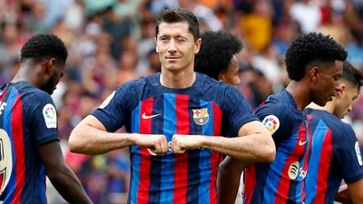 Barcelona's Robert Lewandowski celebrates after scoring the opening goal (AP) Barcelona's Robert Lewandowski celebrates after scoring the opening goal (AP)