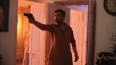 Vendhu Thanindhathu Kaadu box office: Simbu-starrer has bounced back on its first Saturday. Vendhu Thanindhathu Kaadu box office: Simbu-starrer has bounced back on its first Saturday.