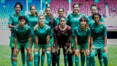 Pakistan women's football team (Twitter/TheRealPFF) Pakistan women's football team (Twitter/TheRealPFF)