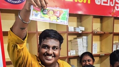 Auto driver-cum-chef on cloud nine as he wins ₹25 crore Onam bumper lottery (PTI) Auto driver-cum-chef on cloud nine as he wins ₹25 crore Onam bumper lottery (PTI)