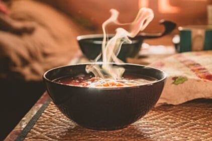 Drinking warm liquids such as soups or vegetable juices helps in the sinus. (istockphoto) Drinking warm liquids such as soups or vegetable juices helps in the sinus. (istockphoto)