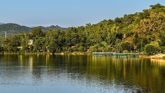 Jammu promotes tourism in Surinsar and Mansar with two-day lake festival(Twitter/shivalirashu)