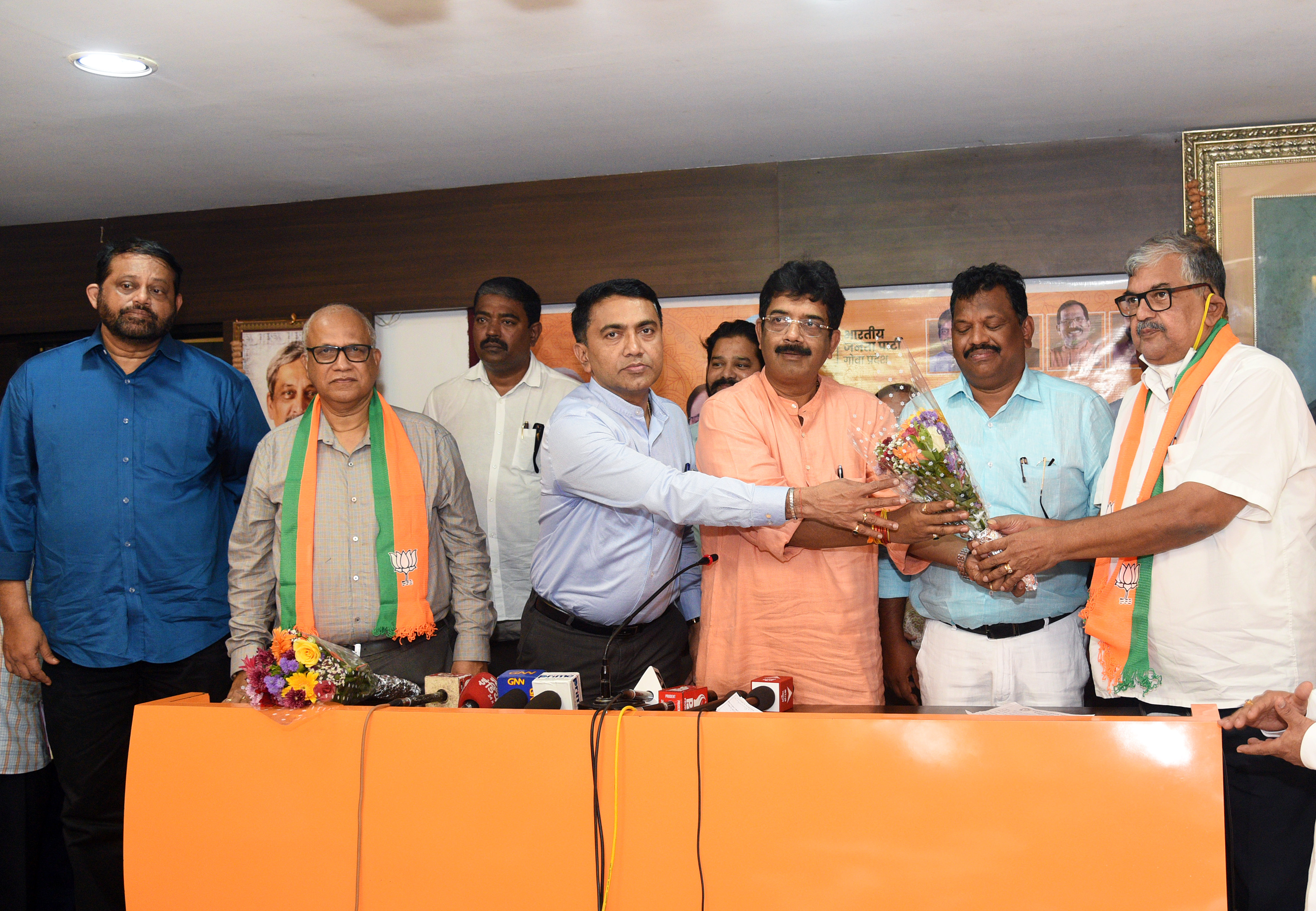 File photo of Congress MLAs joining the BJP in presence of Goa chief minister Pramod Sawant in Panaji. (ANI) File photo of Congress MLAs joining the BJP in presence of Goa chief minister Pramod Sawant in Panaji. (ANI)