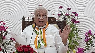 Kerala Governor Arif Mohammad Khan on Monday ramped up his attack on the Left Front government, saying its single point agenda is to silence those who differ with it and reminded the CM that he cannot be intimidated easily. (PTI) Kerala Governor Arif Mohammad Khan on Monday ramped up his attack on the Left Front government, saying its single point agenda is to silence those who differ with it and reminded the CM that he cannot be intimidated easily. (PTI)
