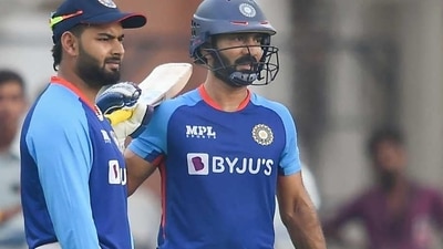 India wicketkeeper-batters Rishabh Pant and Dinesh Karthik (Twitter) India wicketkeeper-batters Rishabh Pant and Dinesh Karthik (Twitter)