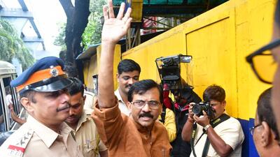 Though Sanjay Raut had claimed that he came to know Pravin Raut only in 2012, GACPL replaced the earlier Shri Thakkar Developer involved in the project in 2006 itself, the charge-sheet claimed (Bhushan Koyande) Though Sanjay Raut had claimed that he came to know Pravin Raut only in 2012, GACPL replaced the earlier Shri Thakkar Developer involved in the project in 2006 itself, the charge-sheet claimed (Bhushan Koyande)