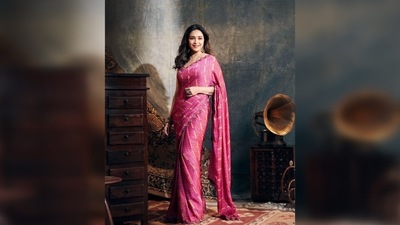 Madhuri Dixit's look was put together by fashion stylists Ami Patel and Tanya Mehta. (Instagram/@madhuridixt)