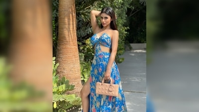 Mouni Roy donned a stunning blue easy-breezy floral gown and struck some bold poses for her Instagram family. (Instagram/@imouniroy) Mouni Roy donned a stunning blue easy-breezy floral gown and struck some bold poses for her Instagram family. (Instagram/@imouniroy)
