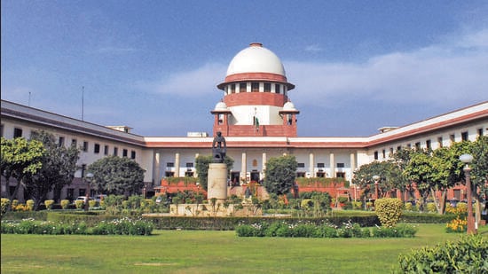 The Supreme Court, which was ready with a list of laws governing Hindu religious institutions where only Hindus were allowed to be board under the law, countered BJP leader Ashwini Kumar Upadhayay (Mint File Photo)