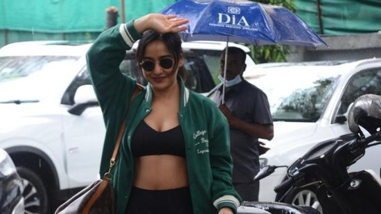 Neha Sharma spotted outside her gym. She is the paparazzi's new favourite person to click.