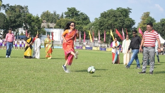 The image shows Trinamool Congress MP Mahua Moitra playing football in a saree.&nbsp;(Twitter/@MahuaMoitra)