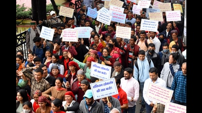 Himachal Pradesh Dalit Soshan Mukti Manch members during a protest rally against the anti-conversion bill in Shimla on Tuesday. (Deepak Sansta / HT) Himachal Pradesh Dalit Soshan Mukti Manch members during a protest rally against the anti-conversion bill in Shimla on Tuesday. (Deepak Sansta / HT)