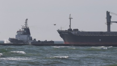 India and China took a combined 2.7 million barrels a day of Russian crude and products last month.&nbsp; (Representational image/ REUTERS)