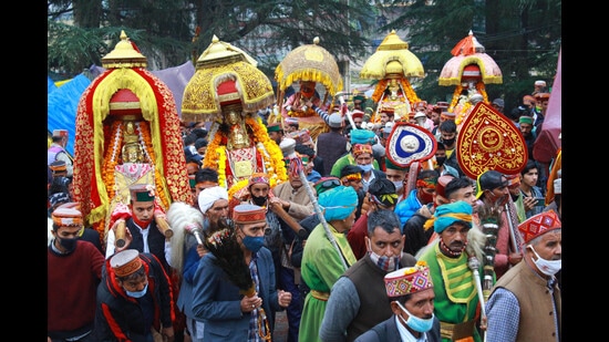 Procession in Kullu, Himachal Pradesh (Photo: Aqil Khan/Hindustan Times)