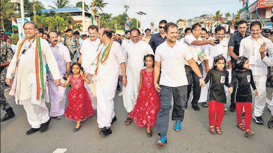Congress leaders Rahul Gandhi, Shashi Tharoor and others during the 'Bharat Jodo Yatra' in Kerala. (PTI) Congress leaders Rahul Gandhi, Shashi Tharoor and others during the 'Bharat Jodo Yatra' in Kerala. (PTI)