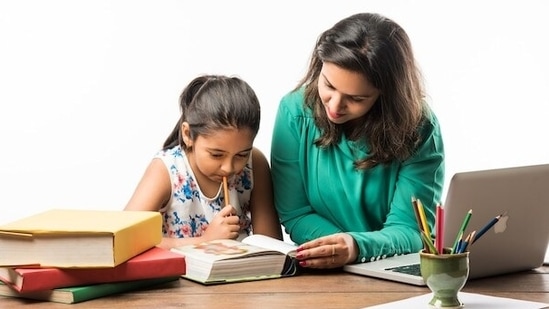 Tips for parents to make studying fun for children(freepik)