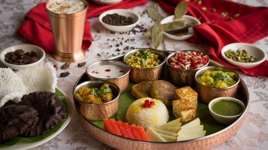 Navratri 2022: List of foods to eat and avoid during your fast(Pinterest)