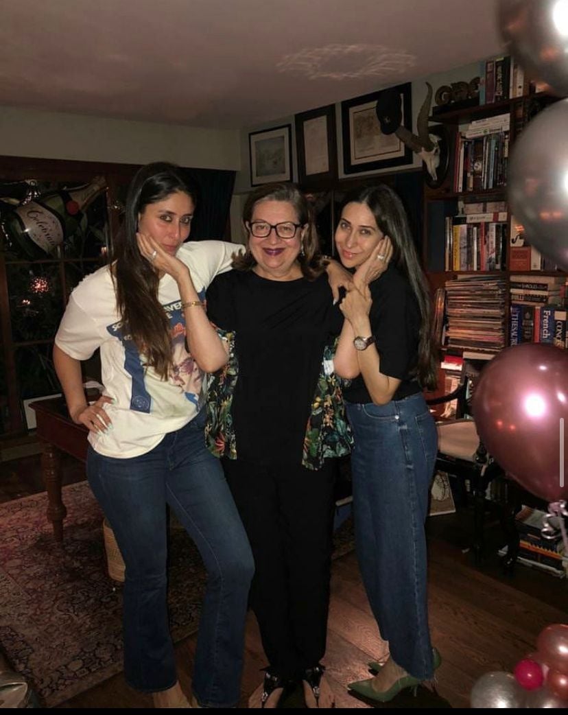 Babita Kapoor with her daughters Kareena Kapoor and Karishma Kapoor.&nbsp;