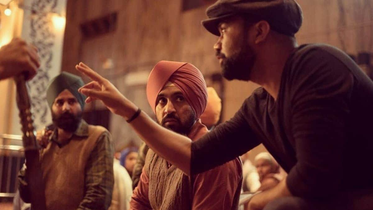 Ali Abbas Zafar directing Diljit Dosanjh on the sets of Jogi.