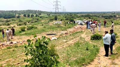 Congress and the Aam Aadmi Party (AAP) on Wednesday sparred over the vigilance probe ordered by the state government into the alleged involvement of former speaker Rana KP Singh in illegal mining activities in Rupnagar and Anandpur Sahib. (ANI)
