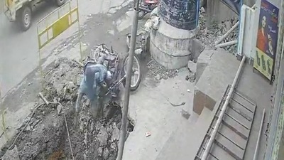 Screengrab from the viral video.