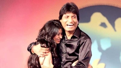 Raju Srivastava with wife Shikha Srivastava. Raju Srivastava with wife Shikha Srivastava.