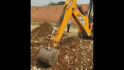 Demolition drive against illegal colonies by GLADA underway in Ludhiana. (HT PHOTO)