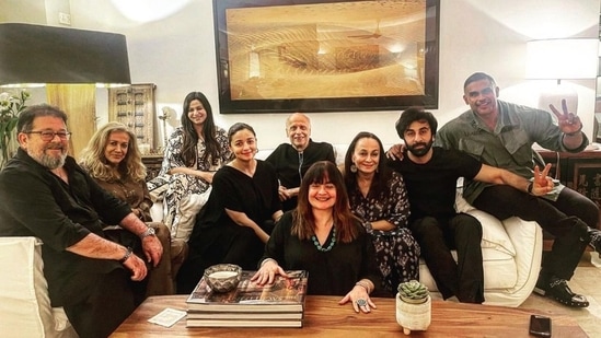 The Bhatts celebrating Mahesh Bhatt's birthday. Ranbir Kapoor is also seen.