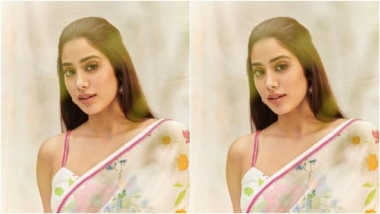 Janhvi picked a chiffon saree for the pictures as she posed for the dreamy photoshoot.(Instagram/@janhvikapoor)