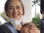 Hazel Keech with son Orion at Mumbai airport. (Viral Bhayani) Hazel Keech with son Orion at Mumbai airport. (Viral Bhayani)