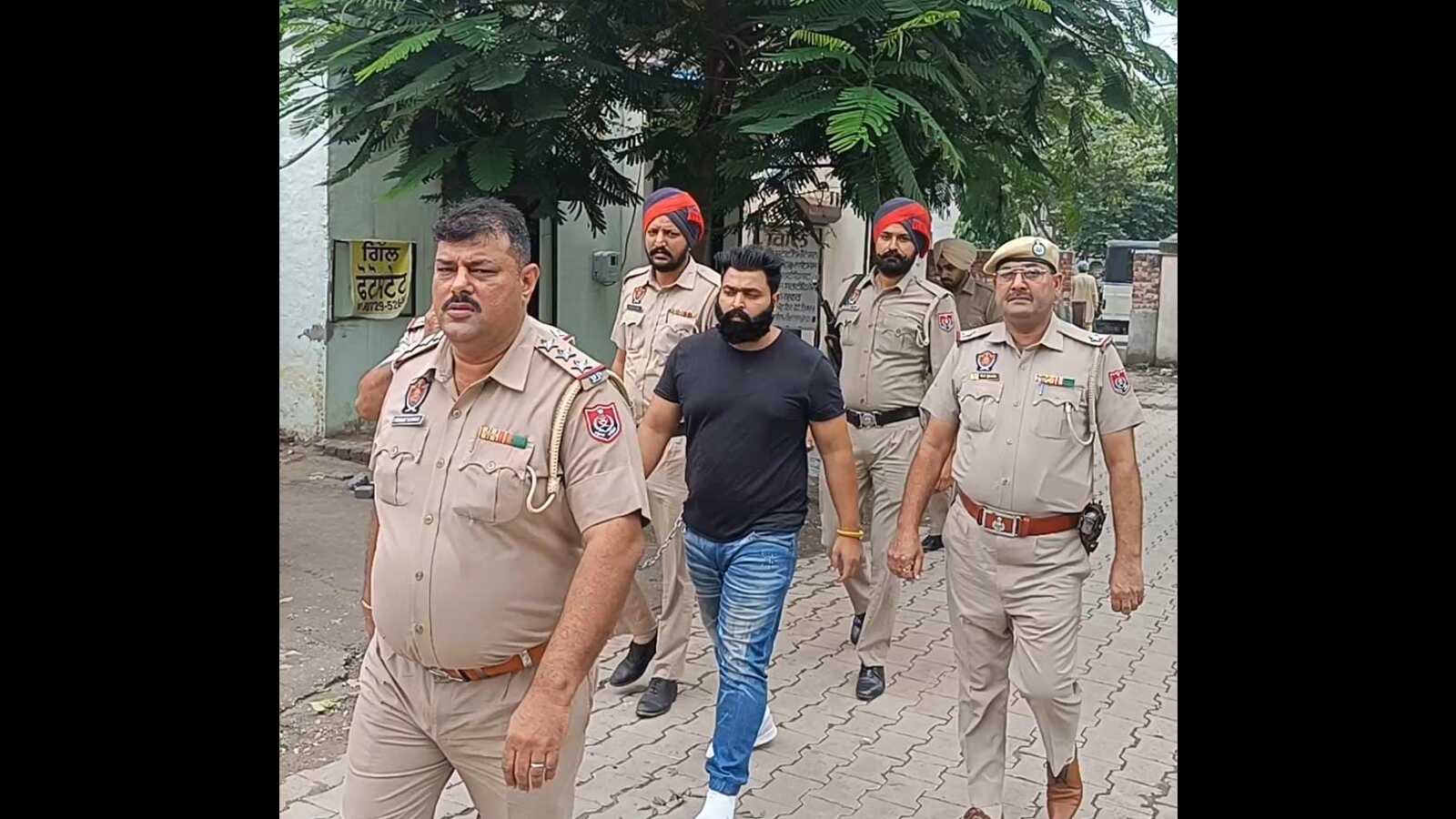 Khanna police question gangster Goru Bachha in Arms Act case