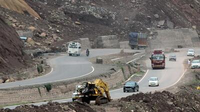 The Jammu-Srinagar National Highway will be shut for four hours from 3am to 7am to enable the highway authority to carry out repairs. (ANI)