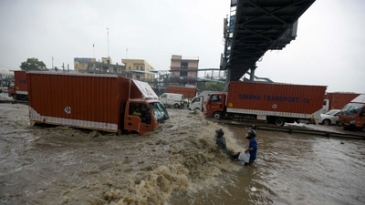 West UP rains: Aligarh schools shut, Yogi's Mathura visit cancelled | 5 facts West UP rains: Aligarh schools shut, Yogi's Mathura visit cancelled | 5 facts