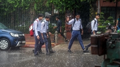 The air quality index was at 61 (satisfactory category) at 2 pm. Light rain may occur in parts of Delhi over the next two to three days, the IMD said. (HT Photo/Raj K Raj) The air quality index was at 61 (satisfactory category) at 2 pm. Light rain may occur in parts of Delhi over the next two to three days, the IMD said. (HT Photo/Raj K Raj)