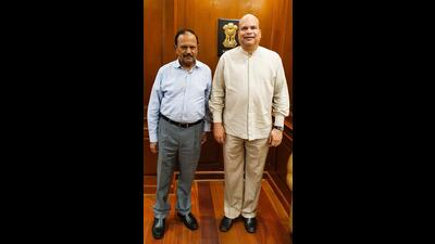 Sri Lankan high commissioner Milinda Moragoda met NSA Ajit Doval at his office. (Twitter/SLinIndia)