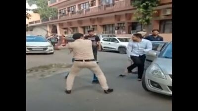Both cops, head constable Harpreet Singh and constable Supinderveer Singh, are posted at the Phase-8 police station in Mohali. They have been suspended. (HT)